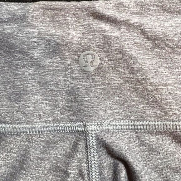 🍋 Lululemon 🍋 size 4 cropped legging - Picture 6 of 9